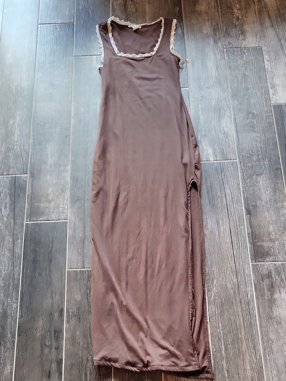 Brown Sleeveless Y2K Maxi Dress with Lace Trim